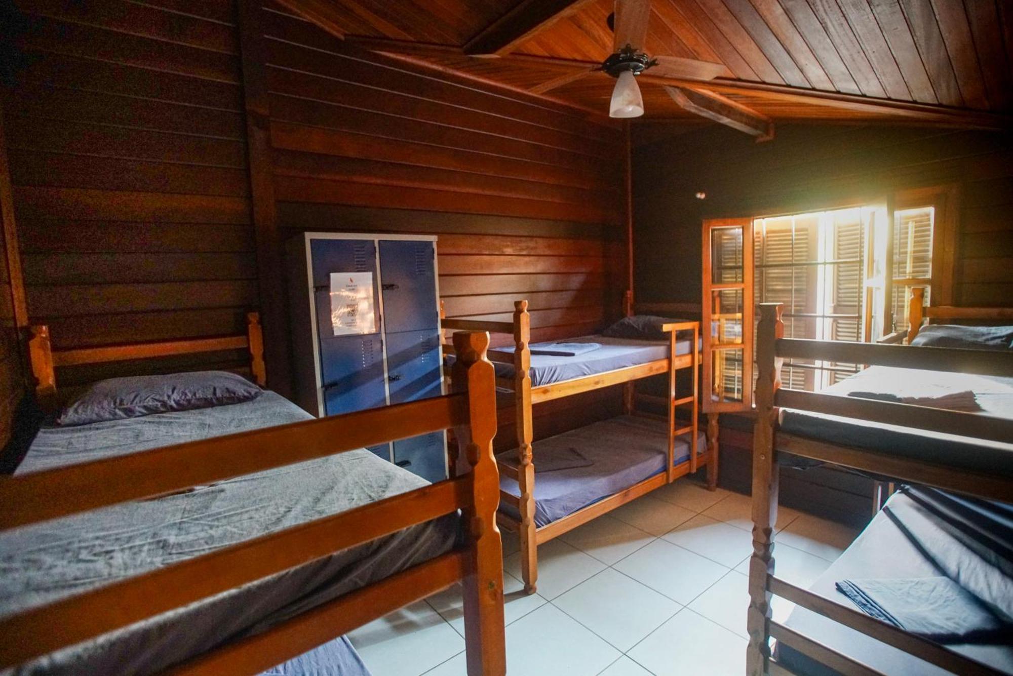 Hostel Capricornio Carcara คารากัวตาตูบา ภายนอก รูปภาพ