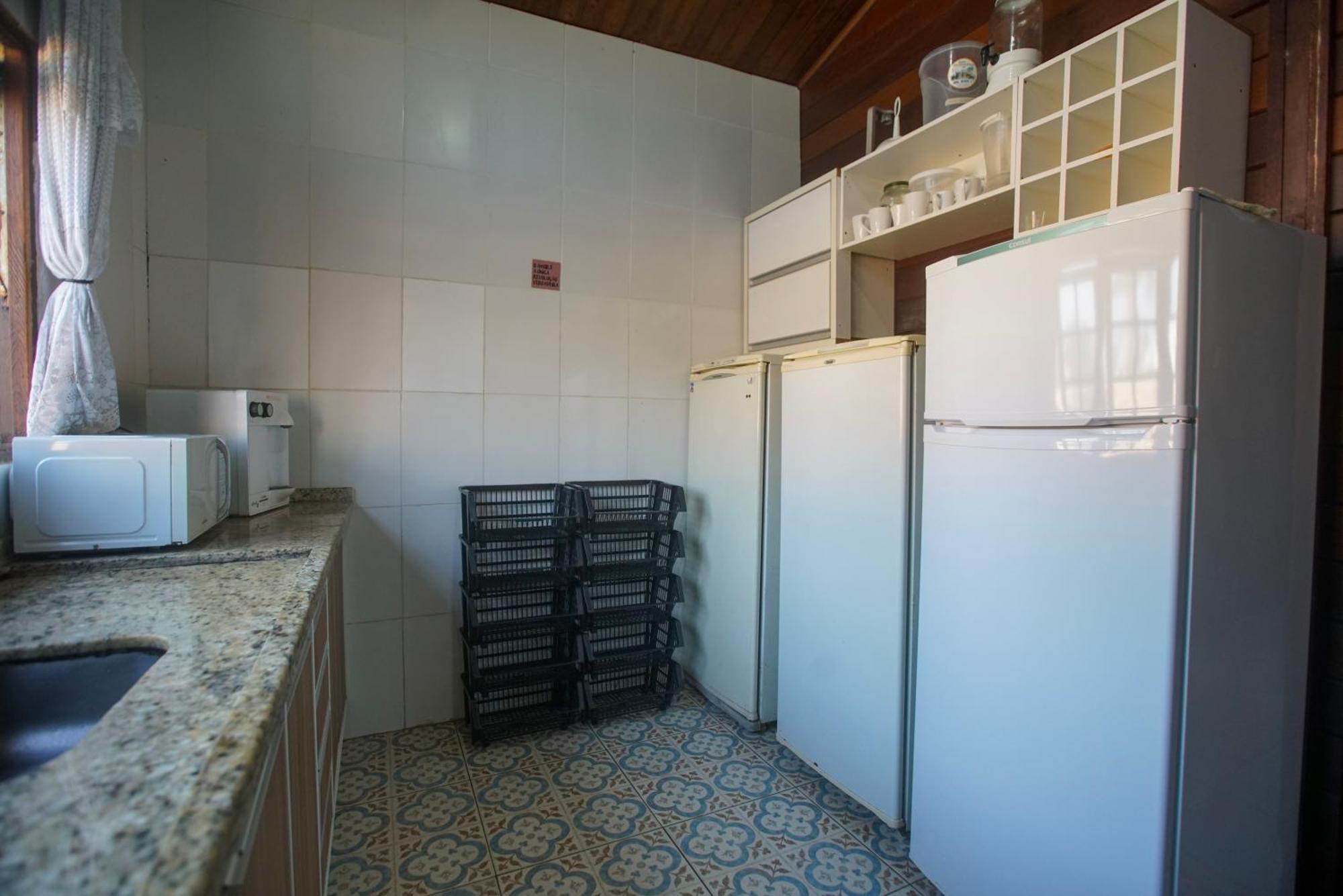 Hostel Capricornio Carcara คารากัวตาตูบา ภายนอก รูปภาพ
