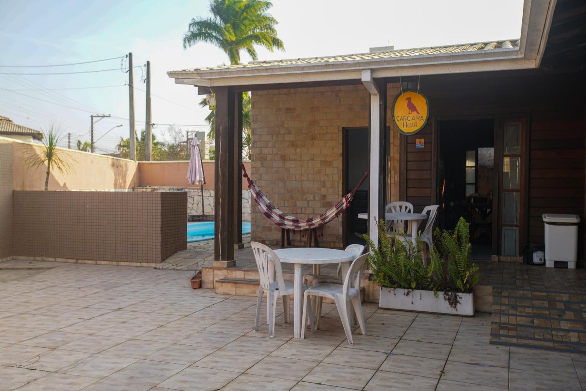 Hostel Capricornio Carcara คารากัวตาตูบา ภายนอก รูปภาพ
